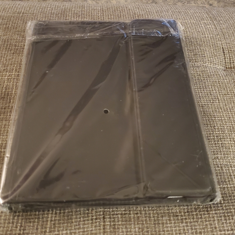 Black Tablet Case With Magnetic Keyboard